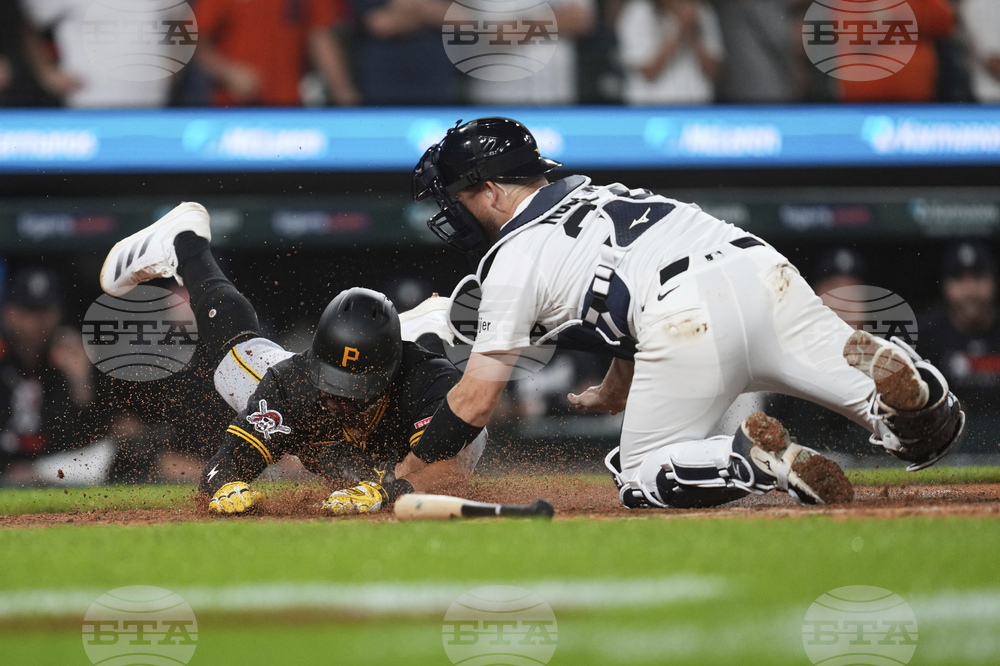Pirates Tigers Baseball