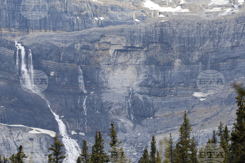 Canada Rock Slide