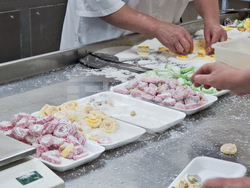 Ябланица - халва и локум - традиции