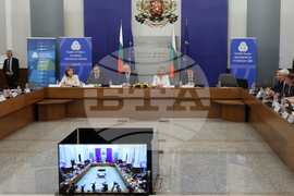 Министерски съвет - „Ефектът на еврозоната. Говори опитът на страните членки” - дискусия