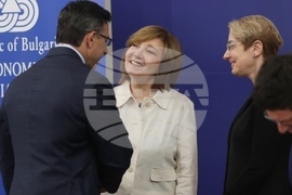 Министерски съвет - „Ефектът на еврозоната. Говори опитът на страните членки” - дискусия