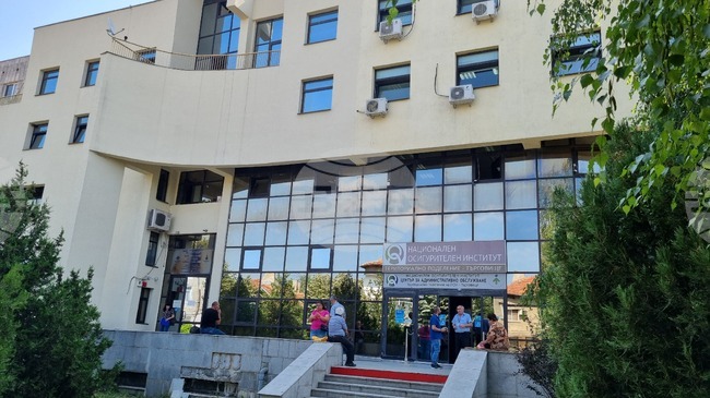 Офисът на НАП в Търговище издаде 2400 персонални кода от началото на годината