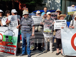 Варна - ветрогенератори - протест