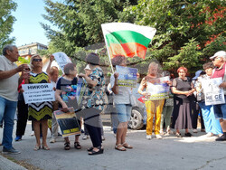 Варна - ветрогенератори - протест