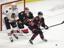 Blackhawks Senators Hockey