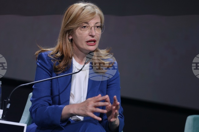 Еврокомисарят по иновации Екатерина Захариева пристига на двудневно работно посещение в България