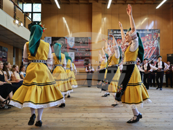 Пловдив - Фолклорен танцов ансамбъл "Отец Паисий"