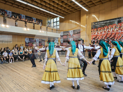 Пловдив - Фолклорен танцов ансамбъл "Отец Паисий"