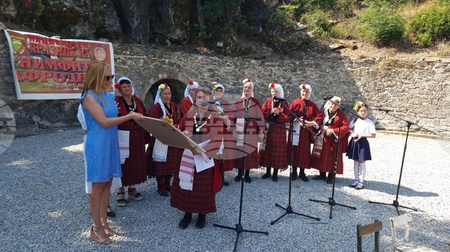 Древни божества „оживяха“ на празника на нимфите и Афродита край димитровградското село Каснаково 