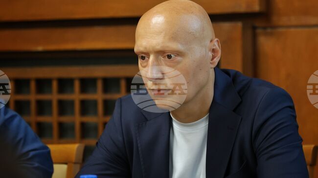 Старши треньорът на волейболния Нефтохимик 2010 Иван Станев: „Вярвам, че можем да покажем различно лице и по-стабилна игра“