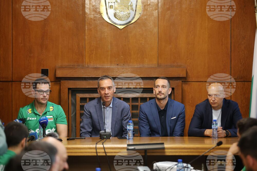 Иван Станев: "Дано държавата използва тази надигнала се вълна във волейбола, Симеон Николов е феномен"