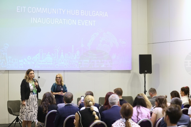 Хъб на Европейския институт за иновации и технологии подкрепя българските иноватори, разказаха в панел на "Грийн транзишън форум"