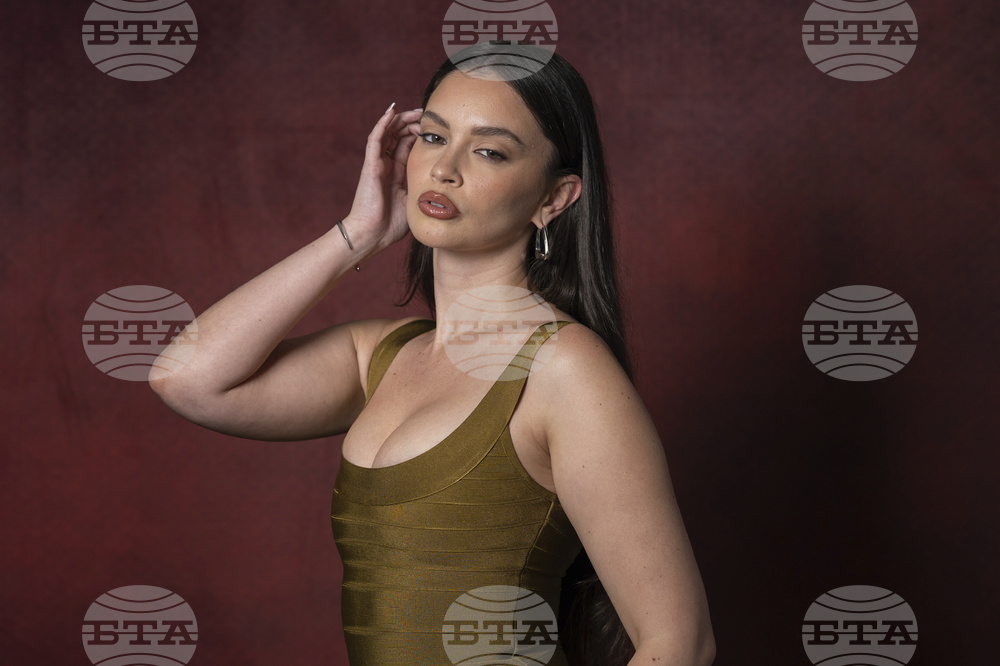 Sabrina Claudio Portrait Session
