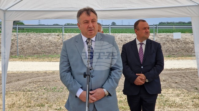 Индустриален парк – Шумен е нашата кръвоносна система, която ни гарантира икономически растеж, каза кметът на Шумен проф. Христо Христов