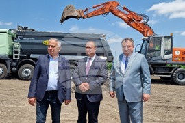 Шумен - символична първа копка - кръгово кръстовище