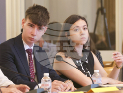 Народно събрание - „Как преподаваме ценности в училище“ - дискусия