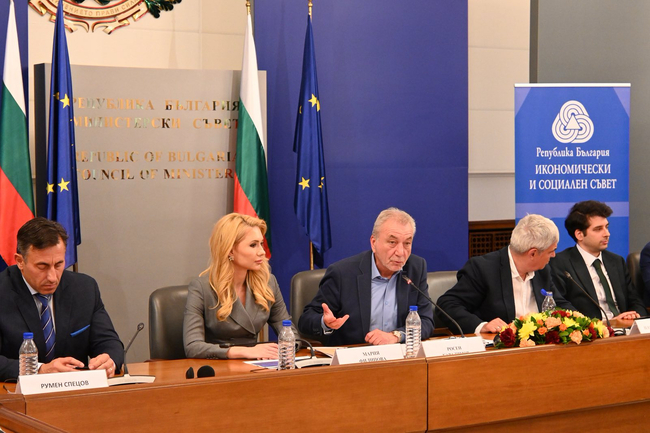 Росен Карадимов: Приемането на еврото е шанс за възстановяване на доверието в институциите