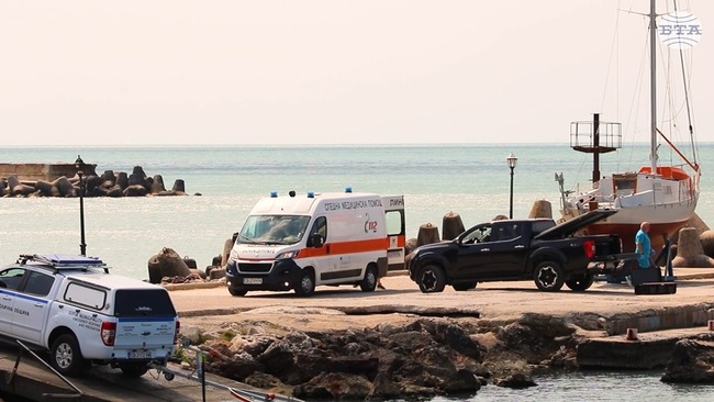 Всички общини с изградени доброволни отряди са окомплектовани с лични предпазни средства, каза съветникът на вътрешния министър Николай Николов в Каварна