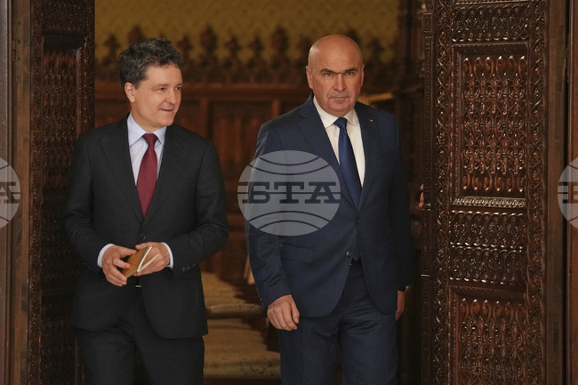 Румънският президент Никушор Дан се срещна с премиера Илие Боложан преди визитата му в Брюксел