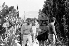 Разходка из Ботаническата градина в Балчик през 1974 година