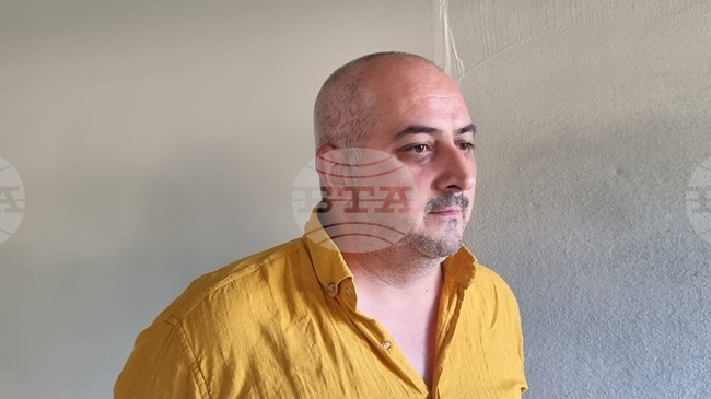 "Започваме работа по спасяване и оздравяване на акционерното дружество", заяви председателят на Сдружение "ПФК Ботев" Петър Петров