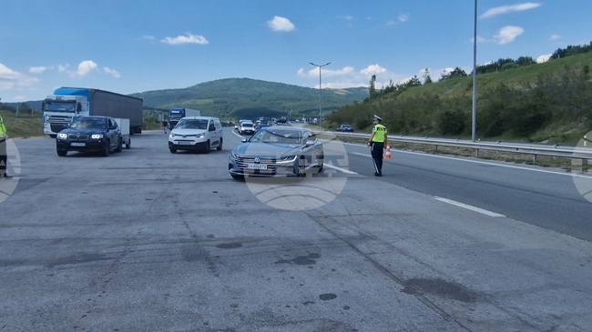 Автомобил, движещ се с 203 км/ч, е засечен на автомагистрала „Струма“ в района на Перник