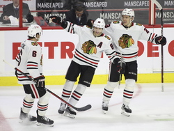 Blackhawks Senators Hockey