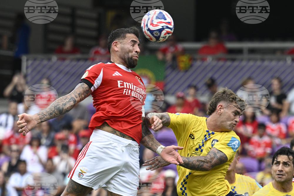 APTOPIX CWC Benfica Auckland City Soccer