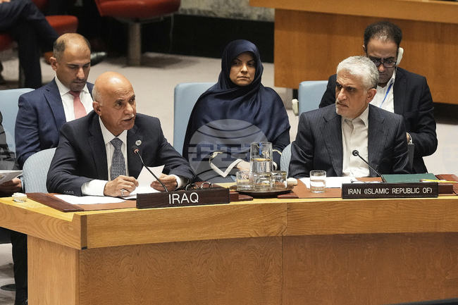 Ирак каза, че 50 израелски военни самолета са нарушили въздушното му пространство днес