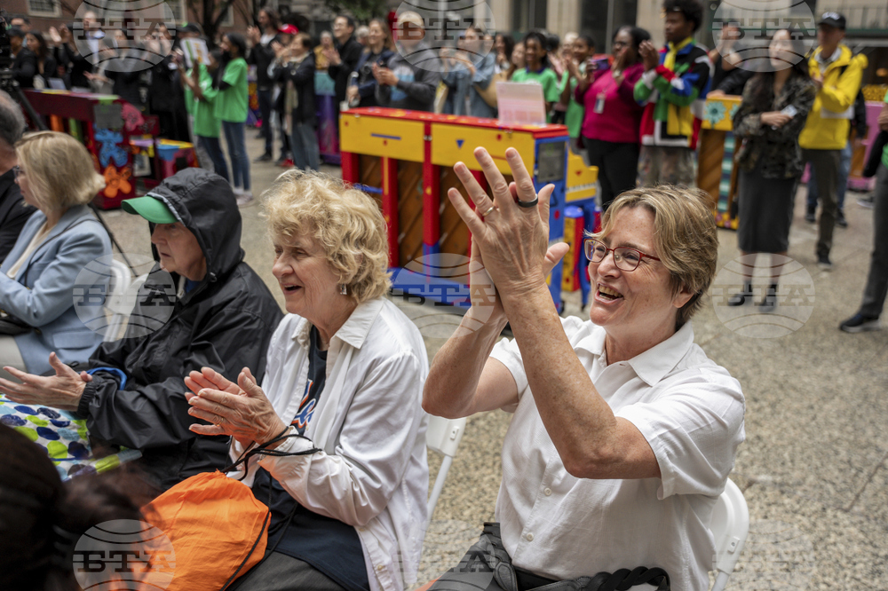Sing for Hope Pianos New York City 2025, Pianos on the Plaza