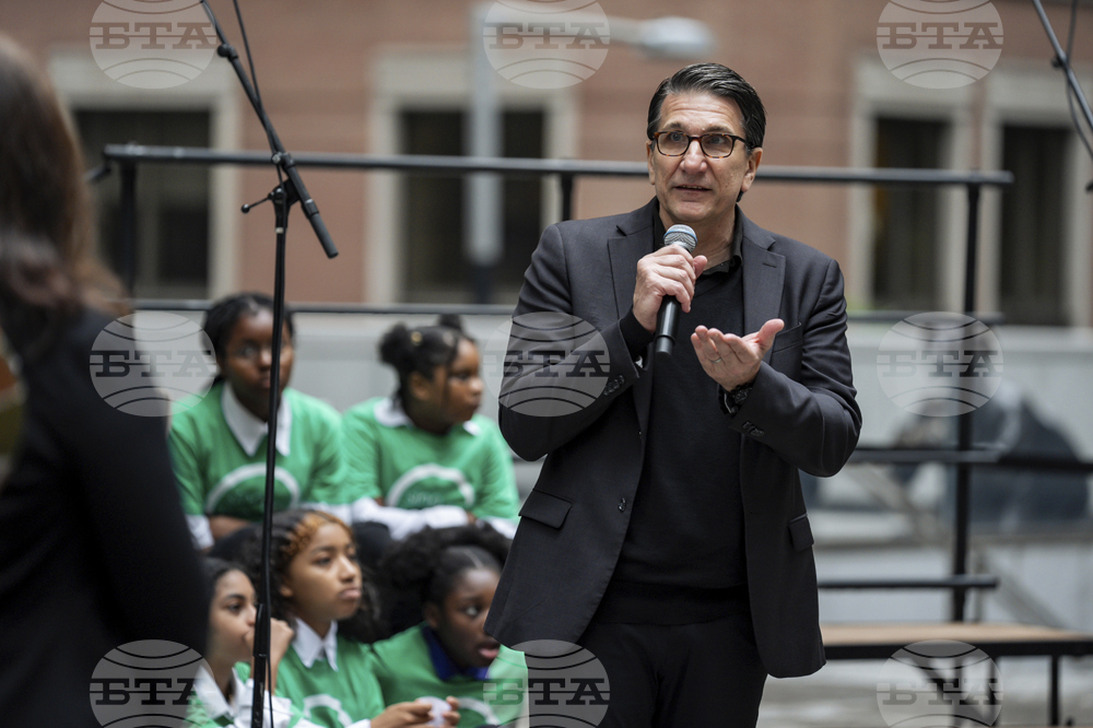 Sing for Hope Pianos New York City 2025, Pianos on the Plaza