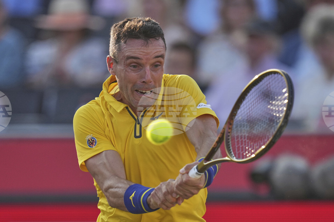 Роберто Баутиста Агут приключи участието си на тенис турнира в Мадрид 