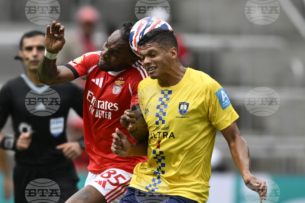 APTOPIX CWC Benfica Auckland City Soccer