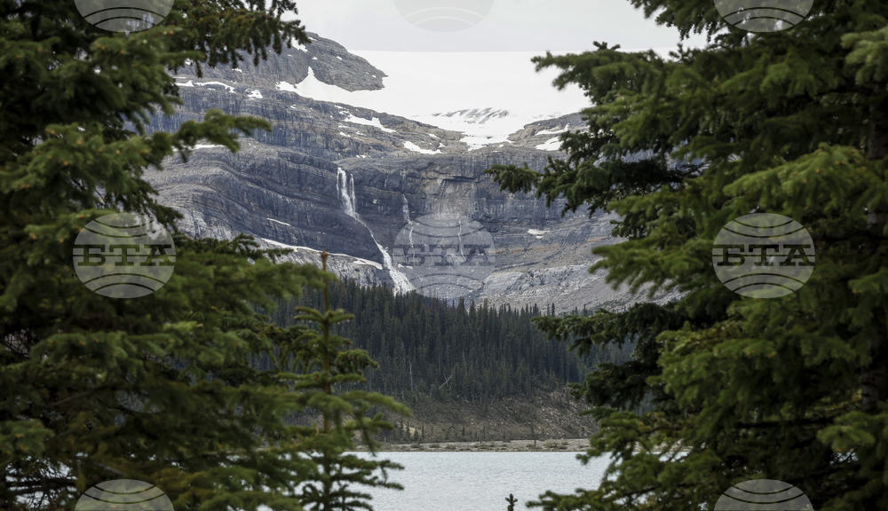 Canada-Rock-Slide