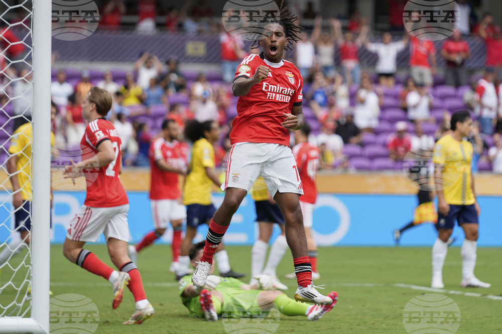 APTOPIX CWC Benfica Auckland City Soccer
