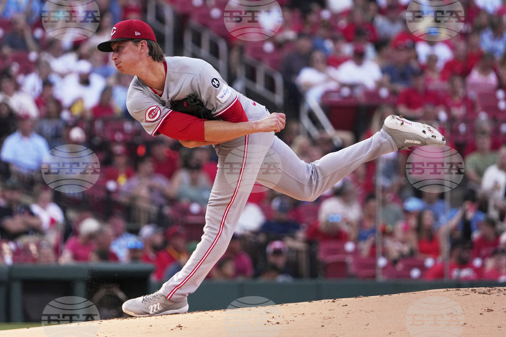 Reds Cardinals Baseball