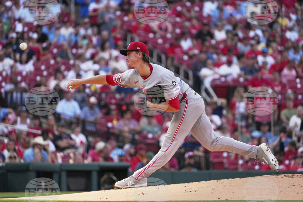 Reds Cardinals Baseball
