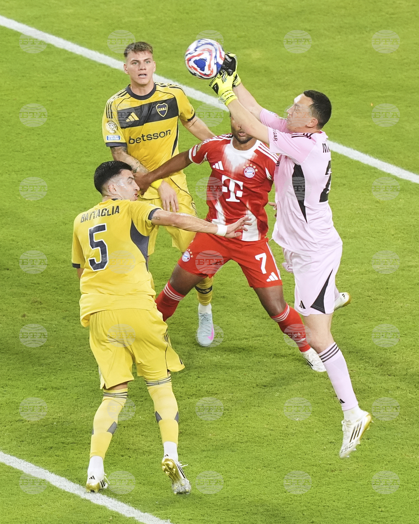 CWC Bayern Munich Boca Juniors Soccer