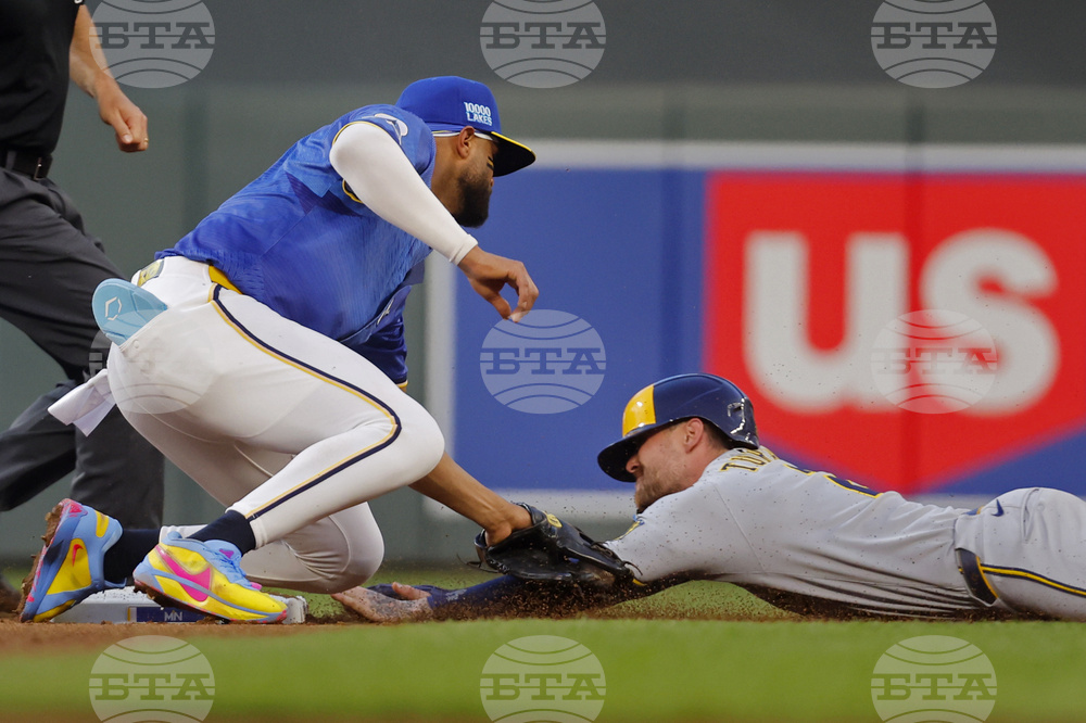 Brewers Twins Baseball