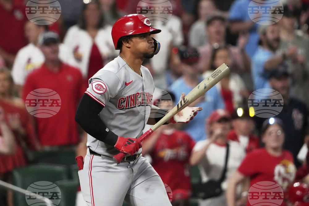 Reds Cardinals Baseball