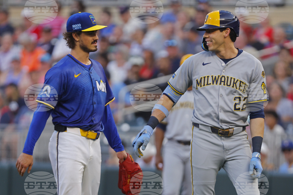 Brewers Twins Baseball
