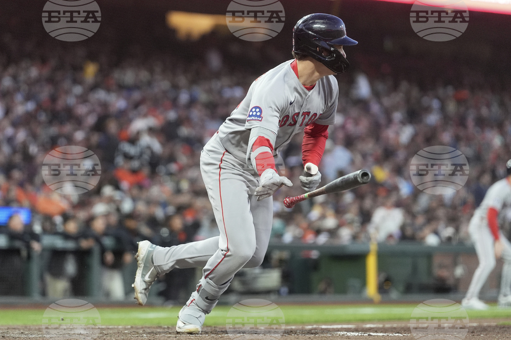 Red Sox Giants Baseball