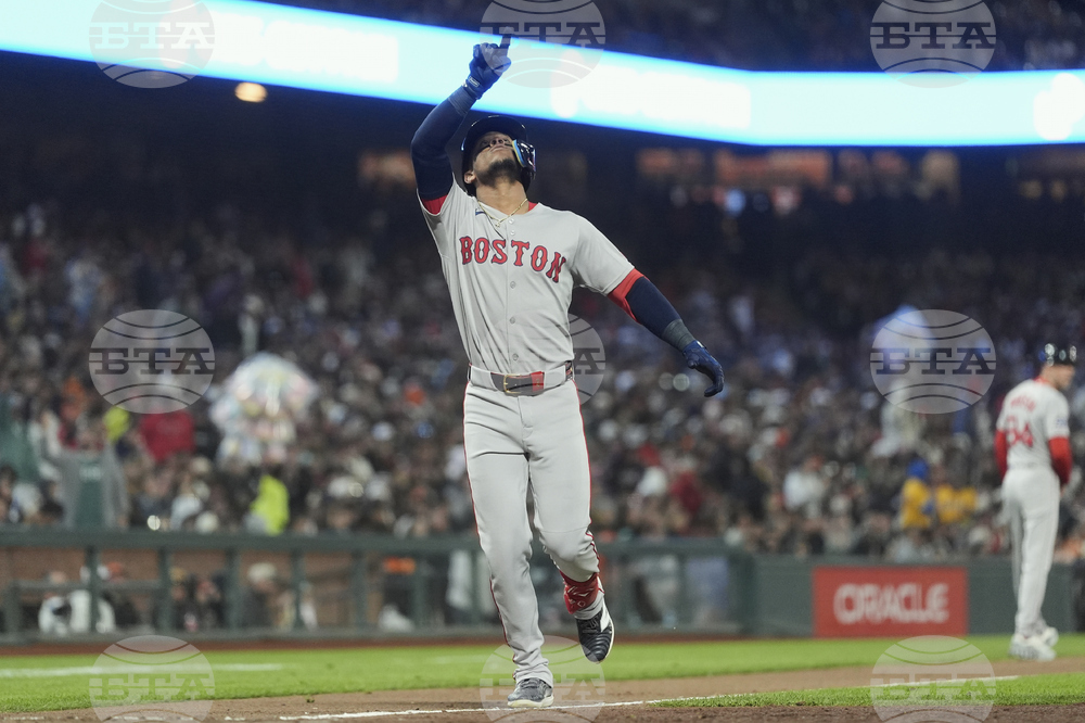 Red Sox Giants Baseball