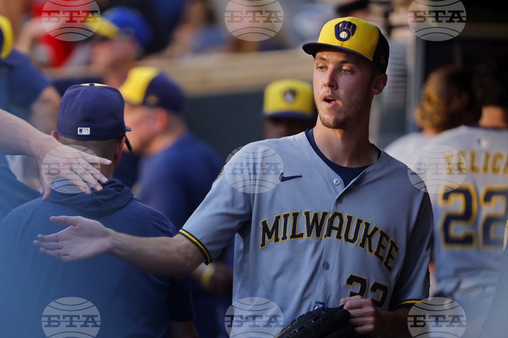 Brewers Twins Baseball