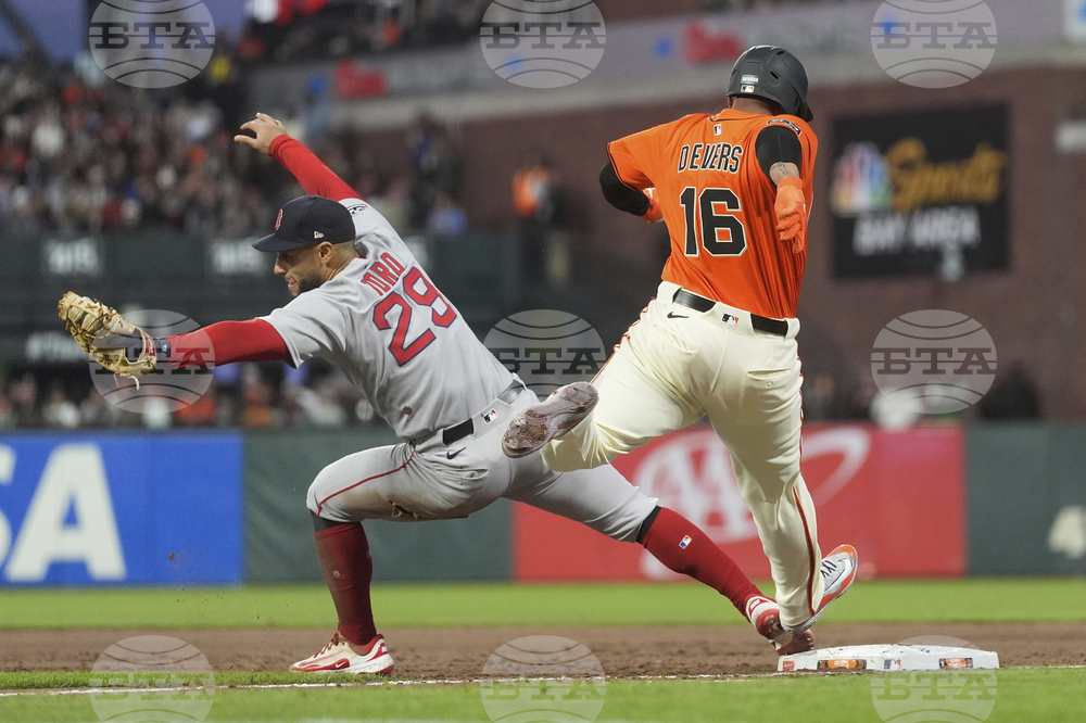 Red Sox Giants Baseball
