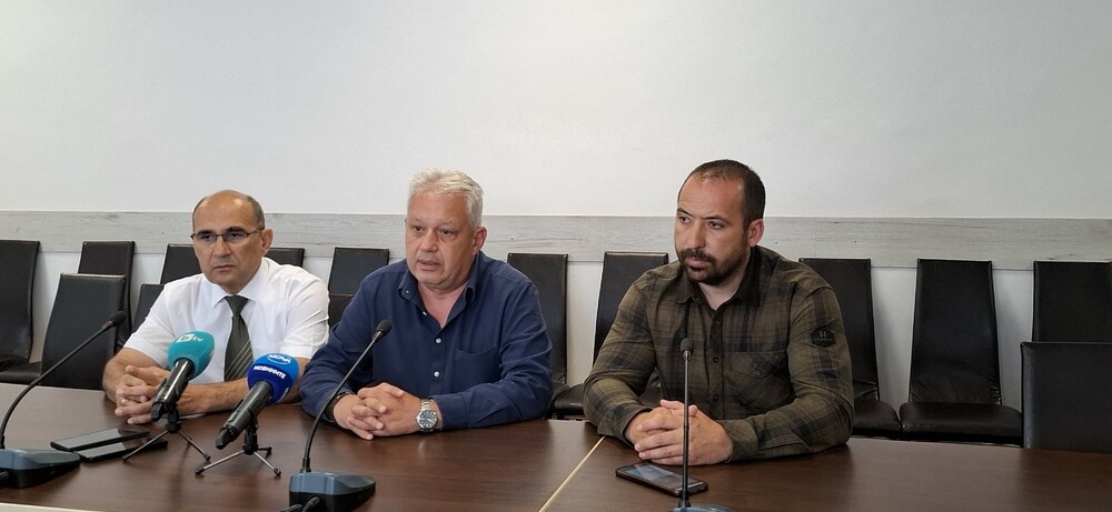 ОА Шумен: Продължават действията по издирване на опасния хищник в района на Шуменското плато