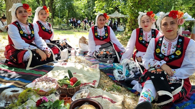 Община Тунджа изпълнява проект за насърчаване на културното развитие в малките населени места