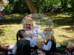 Село Генерал Инзово - Фестивал на носията и традициите