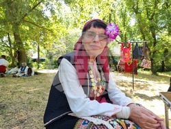 Село Генерал Инзово - Фестивал на носията и традициите