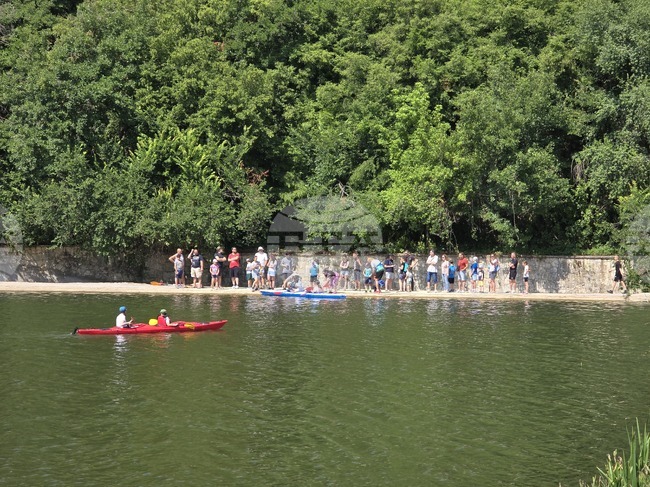Гребане с туристически каяци бе организирано на язовир „Тотлебеновия вал“ край Плевен